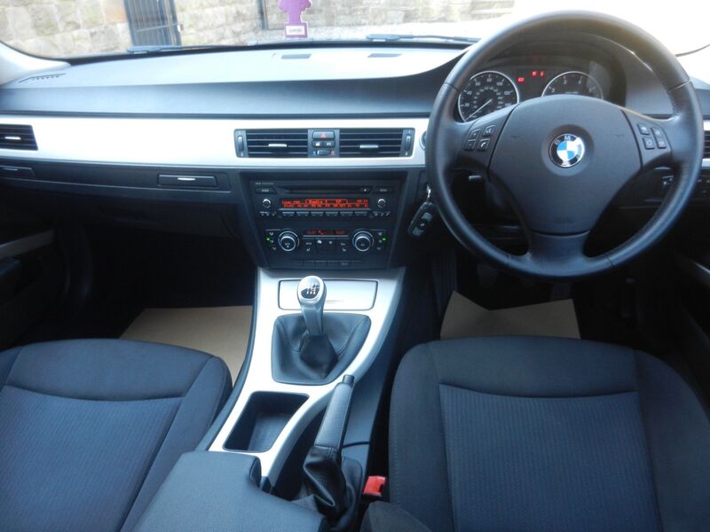 BMW 3 SERIES