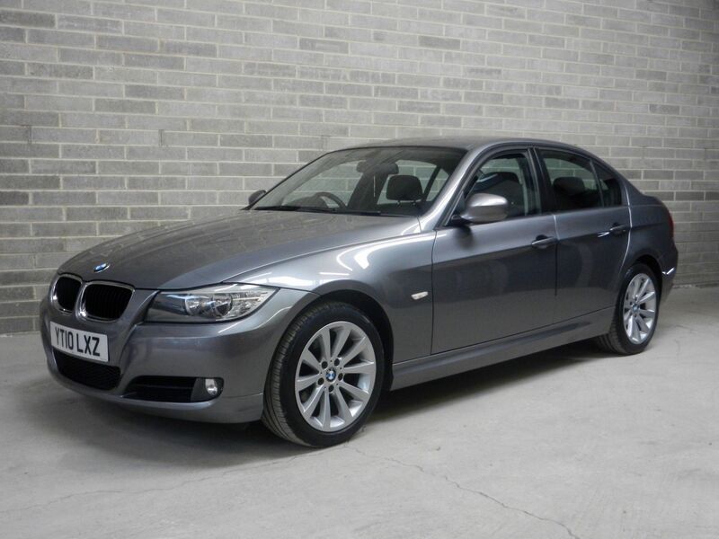 View BMW 3 SERIES 2.0 318i SE Euro 5 4dr