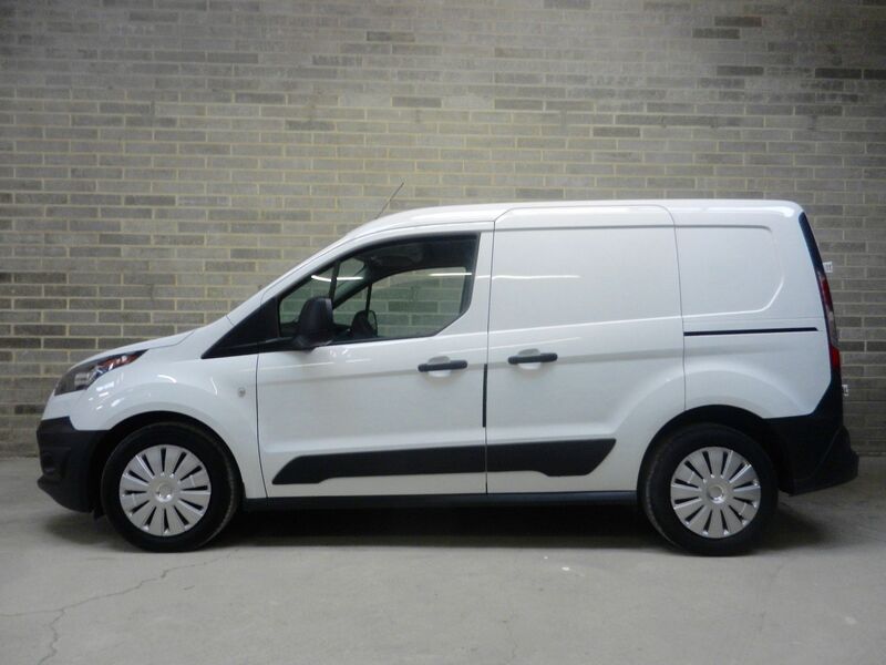 View FORD TRANSIT CONNECT 1.5 TDCi 200 L1 H1 5dr