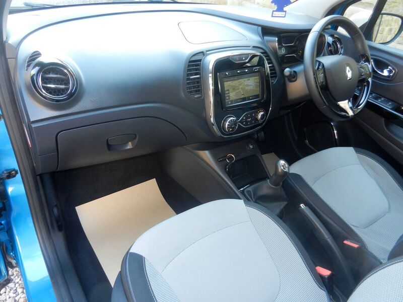 RENAULT CAPTUR