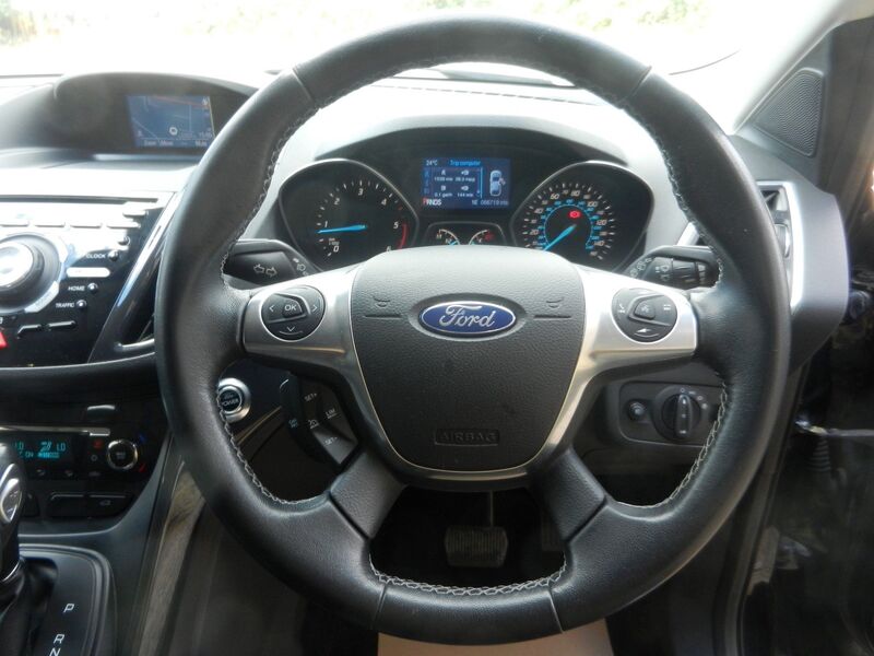 FORD KUGA