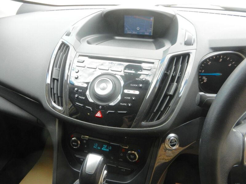 FORD KUGA