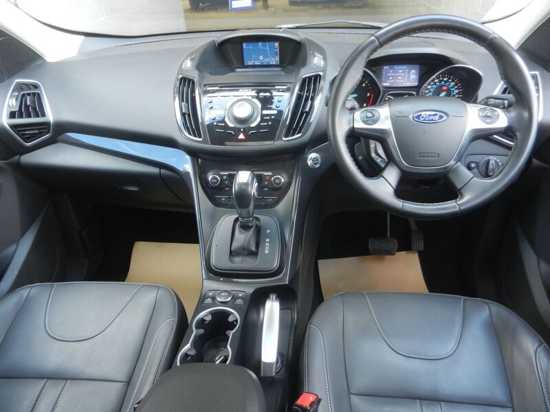 FORD KUGA