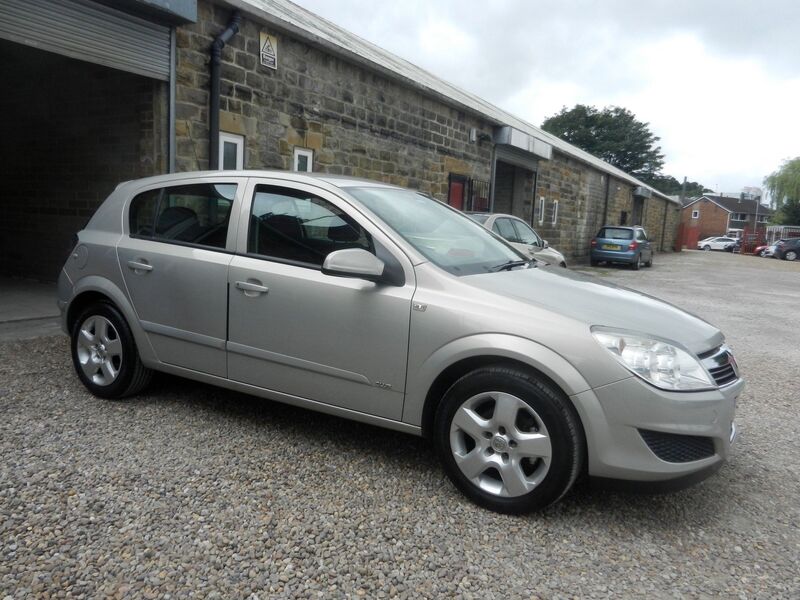 VAUXHALL ASTRA