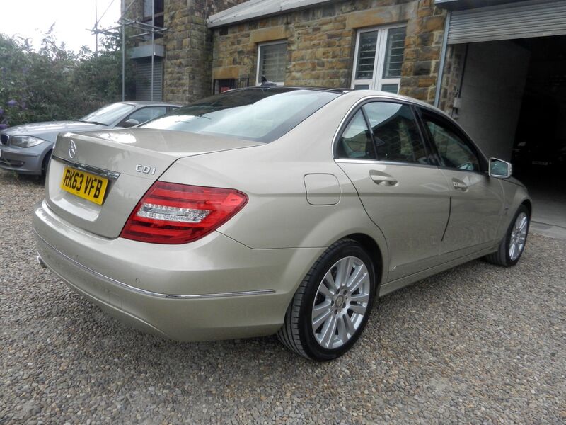 MERCEDES-BENZ C CLASS