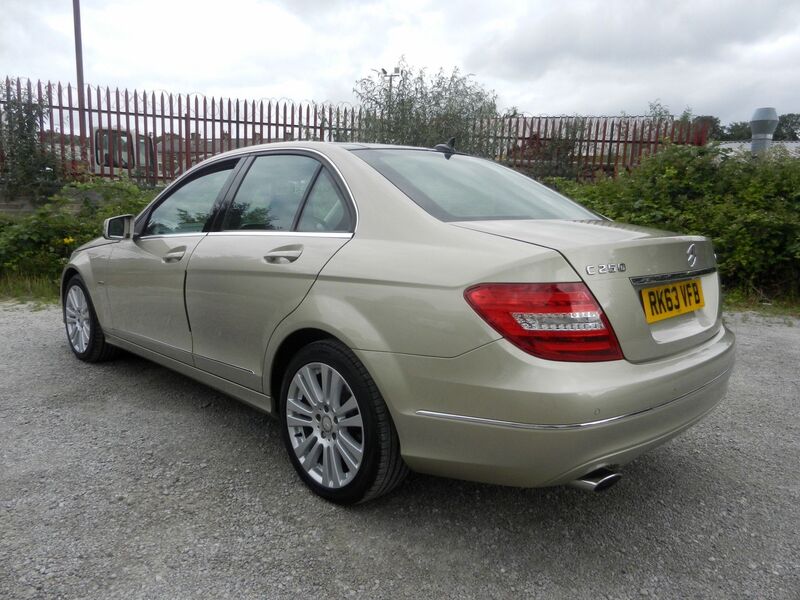 MERCEDES-BENZ C CLASS