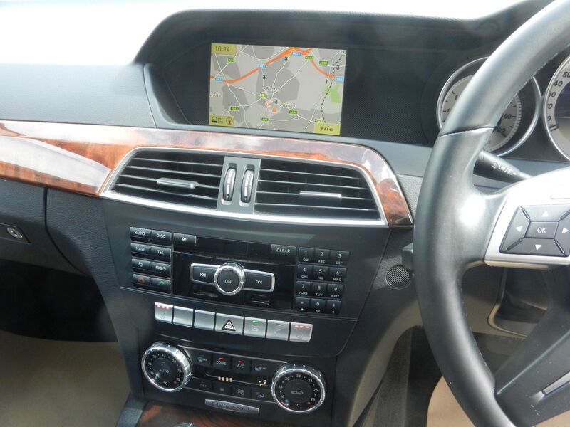 MERCEDES-BENZ C CLASS