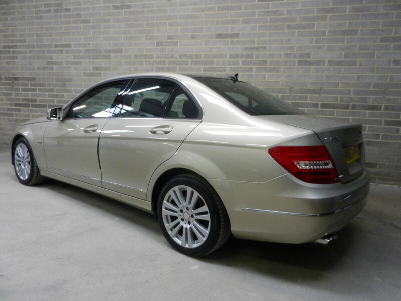 View MERCEDES-BENZ C CLASS 2.1 C250 CDI BlueEfficiency Elegance Euro 5 (s/s) 4dr