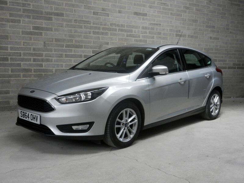 View FORD FOCUS 1.6 TDCi Zetec Euro 5 (s/s) 5dr