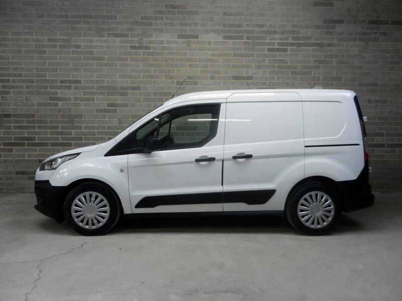 View FORD TRANSIT CONNECT 1.5 200 EcoBlue L1 Euro 6 (s/s) 5dr