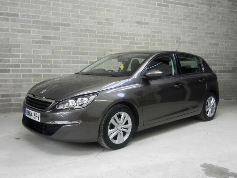 View PEUGEOT 308 1.6 HDi Active Euro 5 5dr