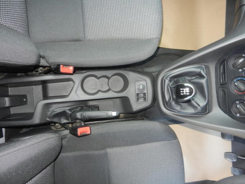 FORD TRANSIT CONNECT