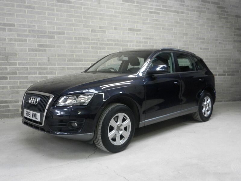 View AUDI Q5 2.0 TDI quattro Euro 5 (s/s) 5dr