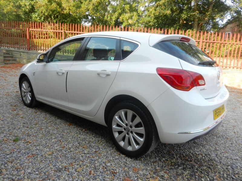 VAUXHALL ASTRA