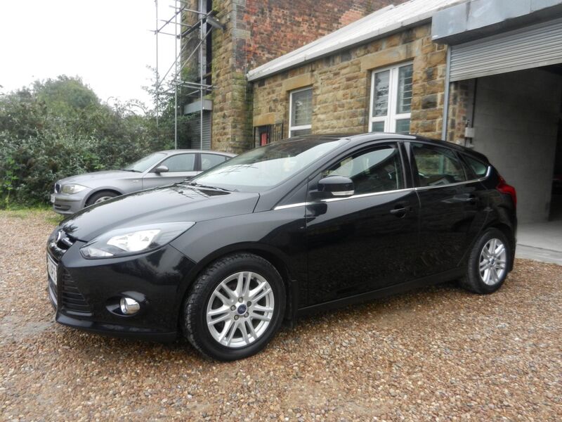 FORD FOCUS